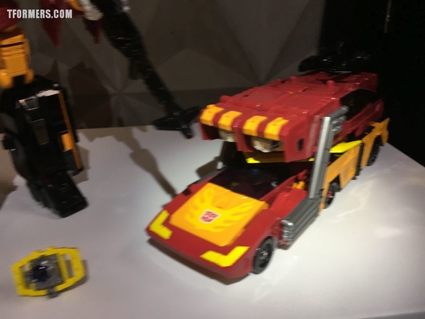 SDCC 2017   Power Of The Primes Photos From The Hasbro Breakfast Rodimus Prime Darkwing Dreadwind Jazz More  (94 of 105)